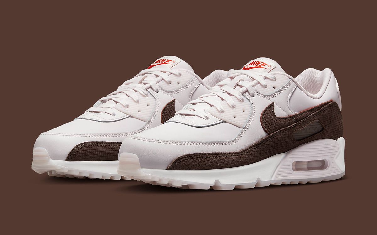 The travis scott air max 90 Nike Air Max 90 Boasts a New Pink and Brown Build for Fall