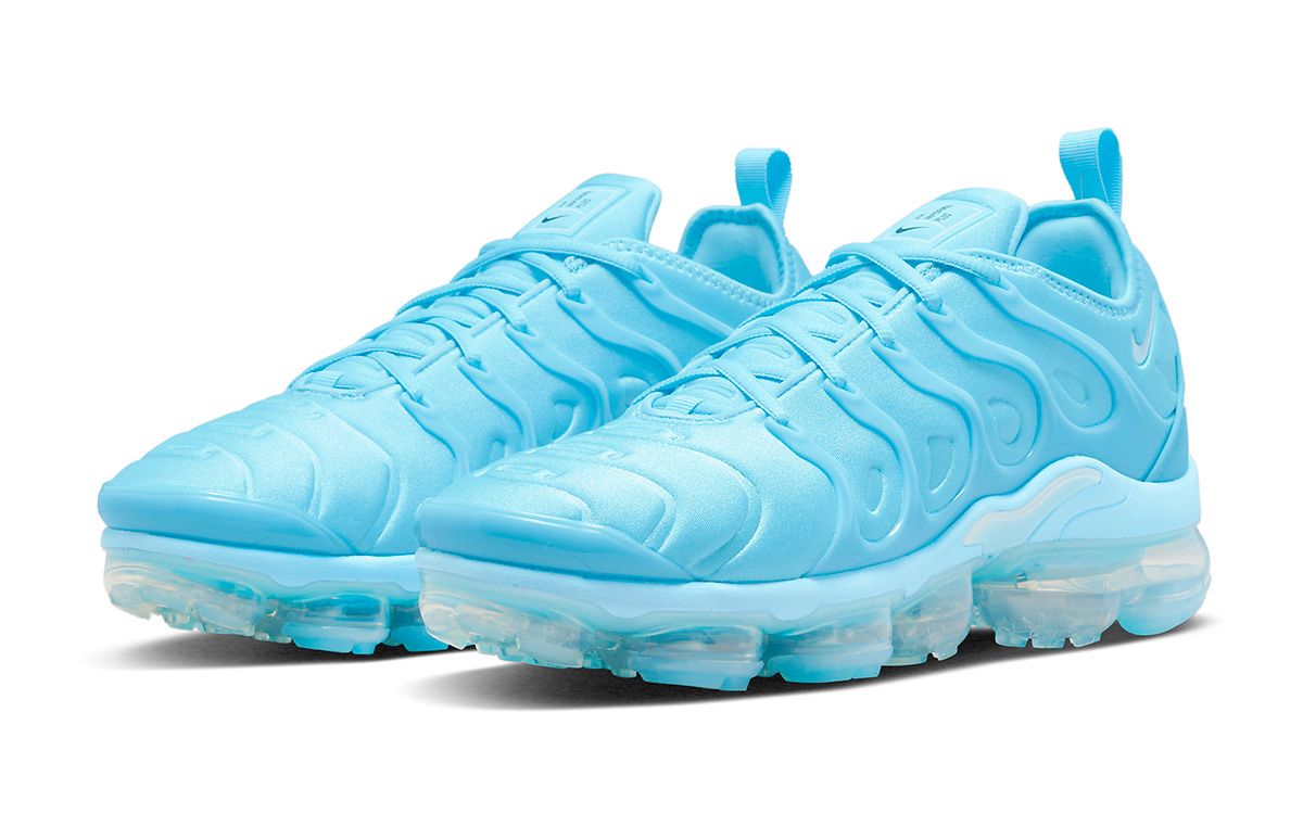 cost dizzy rash BillrichardsonShops | Available Now // Nike Printed Air VaporMax Plus "Blue  Chill" | Nike Printed Football Academy Short in marienblauw