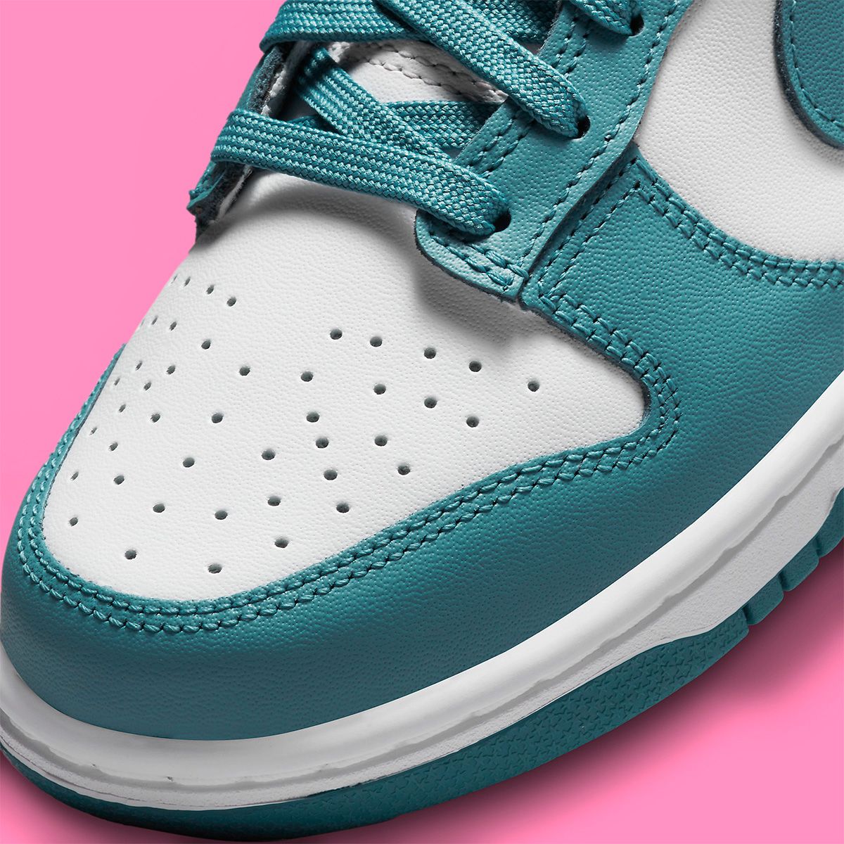 Nike Puts Pops of Pink on This White and Teal Dunk Low | HOUSE OF HEAT
